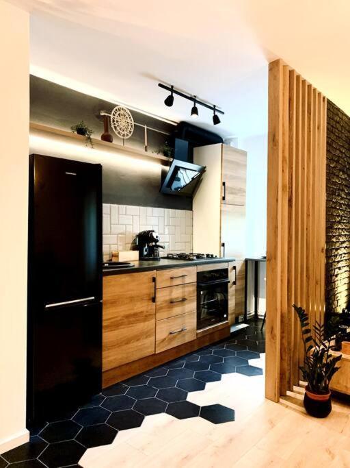 Heart Of The City - Modern Studio With Balcony Apartment Bucureşti Exterior foto